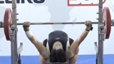 Agata Sitko bereikt een IPF-record voor bankdrukken van 147,5 kilogram op de Wereldkampioenschappen Junioren van 2022