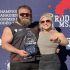 Powerlifter Chris Kugh (82,5 KG) squat 366 kilogram (807 pond) in wraps voor nieuw wereldrecord aller tijden